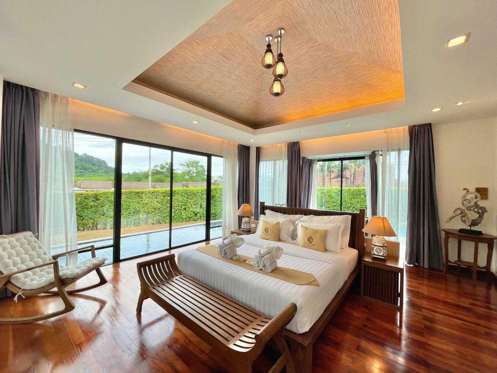 Ozone Villa Phuket Pa Khlok Bagian luar foto